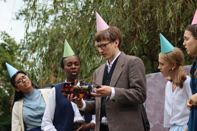 OUTDOOR THEATRE FAQ’S